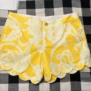 Lilly Pulitzer Buttercup Short - size 2